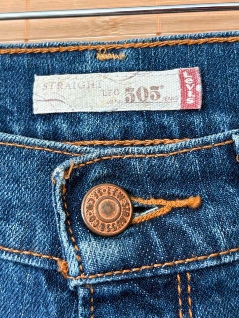 Levi’s 511 Slim Jeans 4 Short NWT — Rare Embroidered Patch Denim - Picture 6 of 9